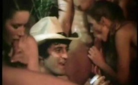 Retro orgy in the hot tub