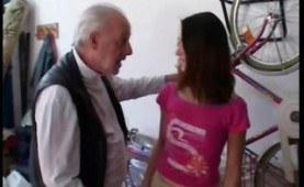 The bicycle repair service