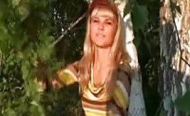 Blonde teen Loly playing with herself