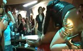 Girl gets fucked while her friends