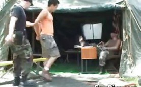 Gay army officer fucking a young recruit