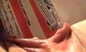 Amateur Slut Inserting A Can Of Beer In Her Cunt