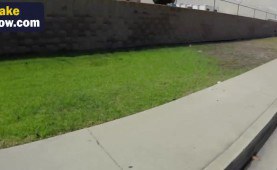 Servicing gent gets head from sexy brown-haired