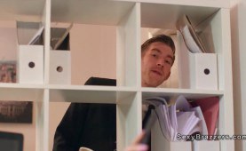 Hot boss blows monster dong gloryhole