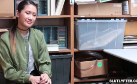 cutie hot cutie Jade Noir ramming big roughly pole