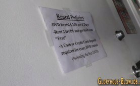 Gloryhole ho pussy jizzed