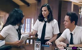 Justin Hunt fucks Vienna Blacks pussy from behind