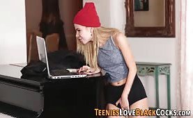 Lil teen spermed by bbc