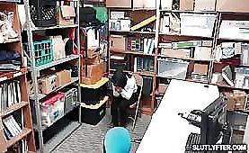 Ella Knox goes down on her knees and blowjobs the LP Officer