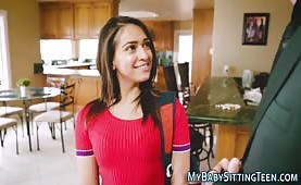 Teen sitter in threeway