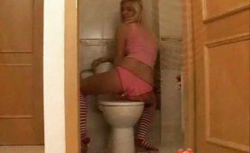 Asstoying on the toilet