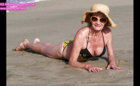 CHARMING WOMEN IN THE SUMMER 7