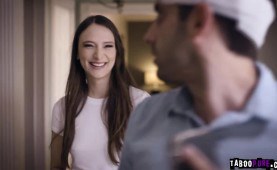 Young wife Izzy Lush kills rich hubby after honeymoon