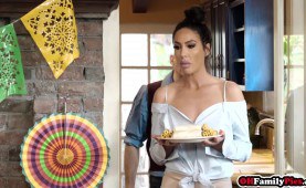 Bisex teen sharing cock with her stepsis