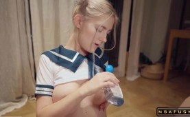 Kawaii schoolgirl gets fucked creampie