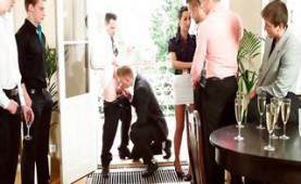 Large bisexual blowjob orgy