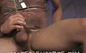 Tommy Defendi likes to jerk and piss on himself